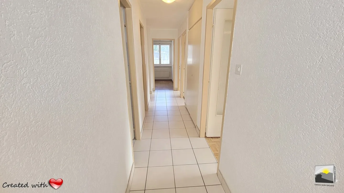 Beautiful 4.5-room apartment of 93 m² in Valais for sale - Photo 6 of 23
