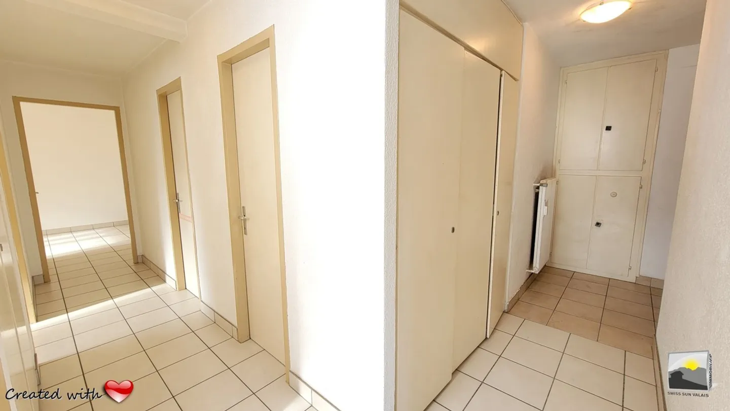 Beautiful 4.5-room apartment of 93 m² in Valais for sale - Photo 10 of 23
