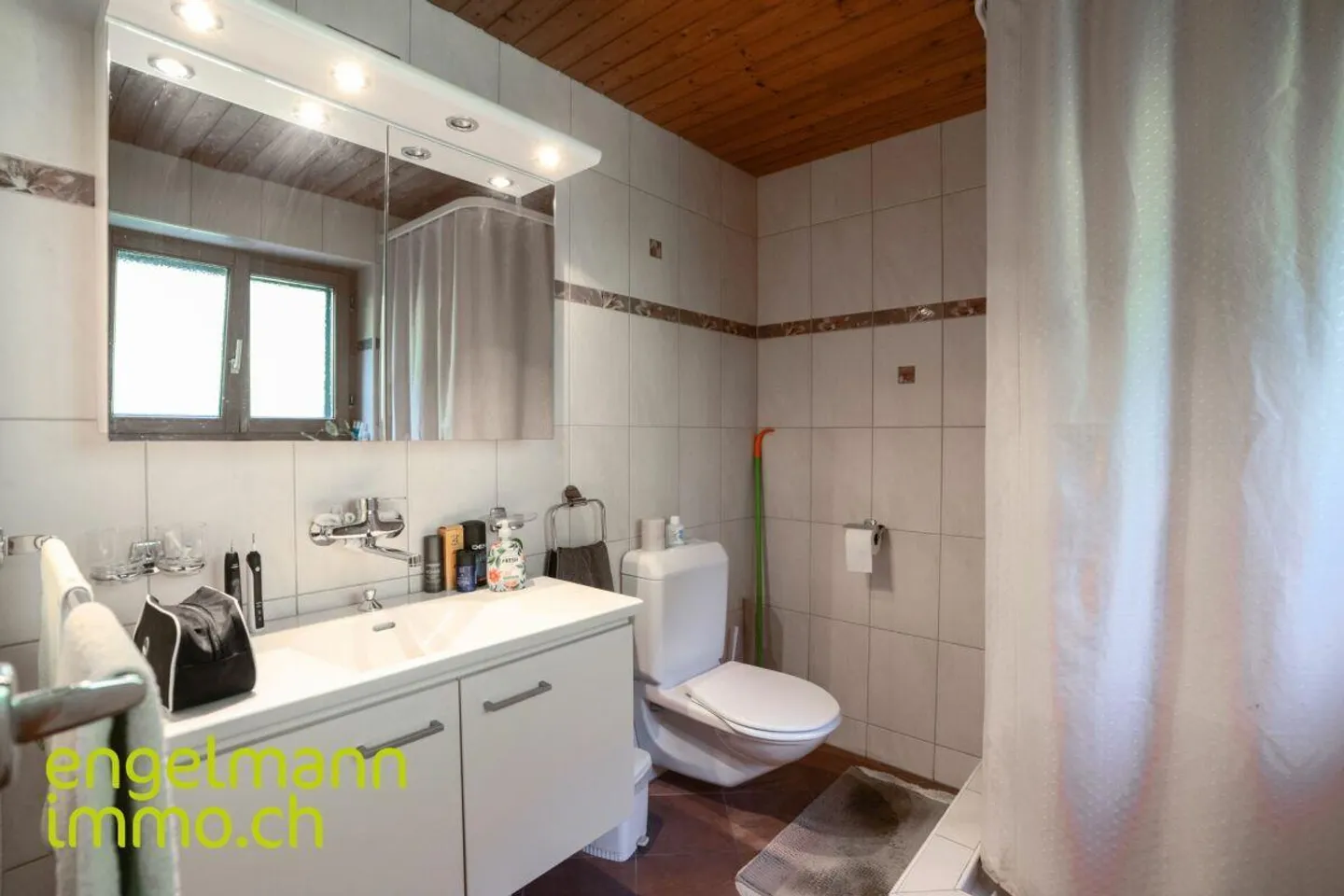 Maison familiale avec studio / Einfamilienhaus mit Studio - Photo 8 sur 14