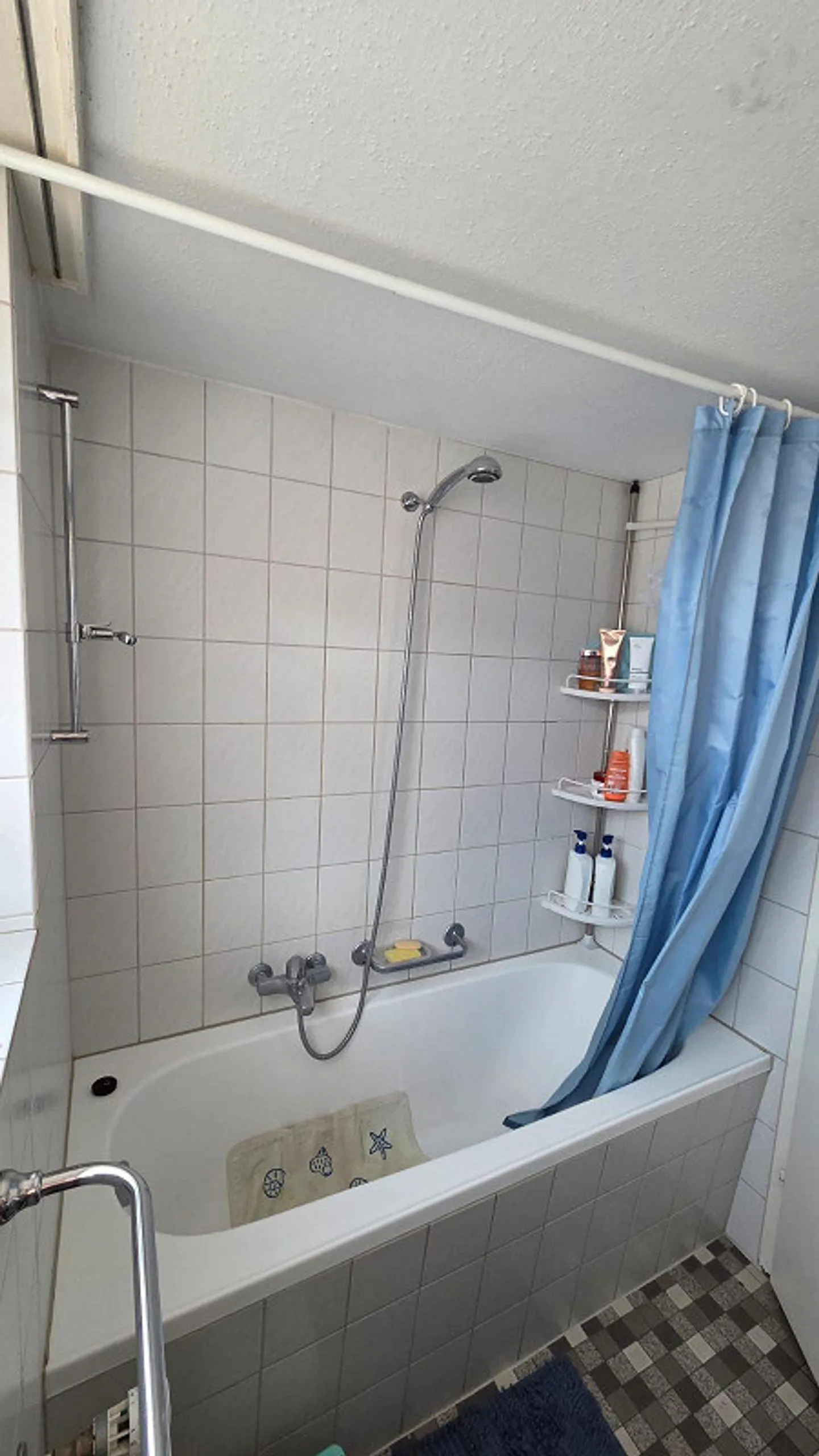 Sonnige 4.5 Zimmer Wohnung - Foto 8 von 9