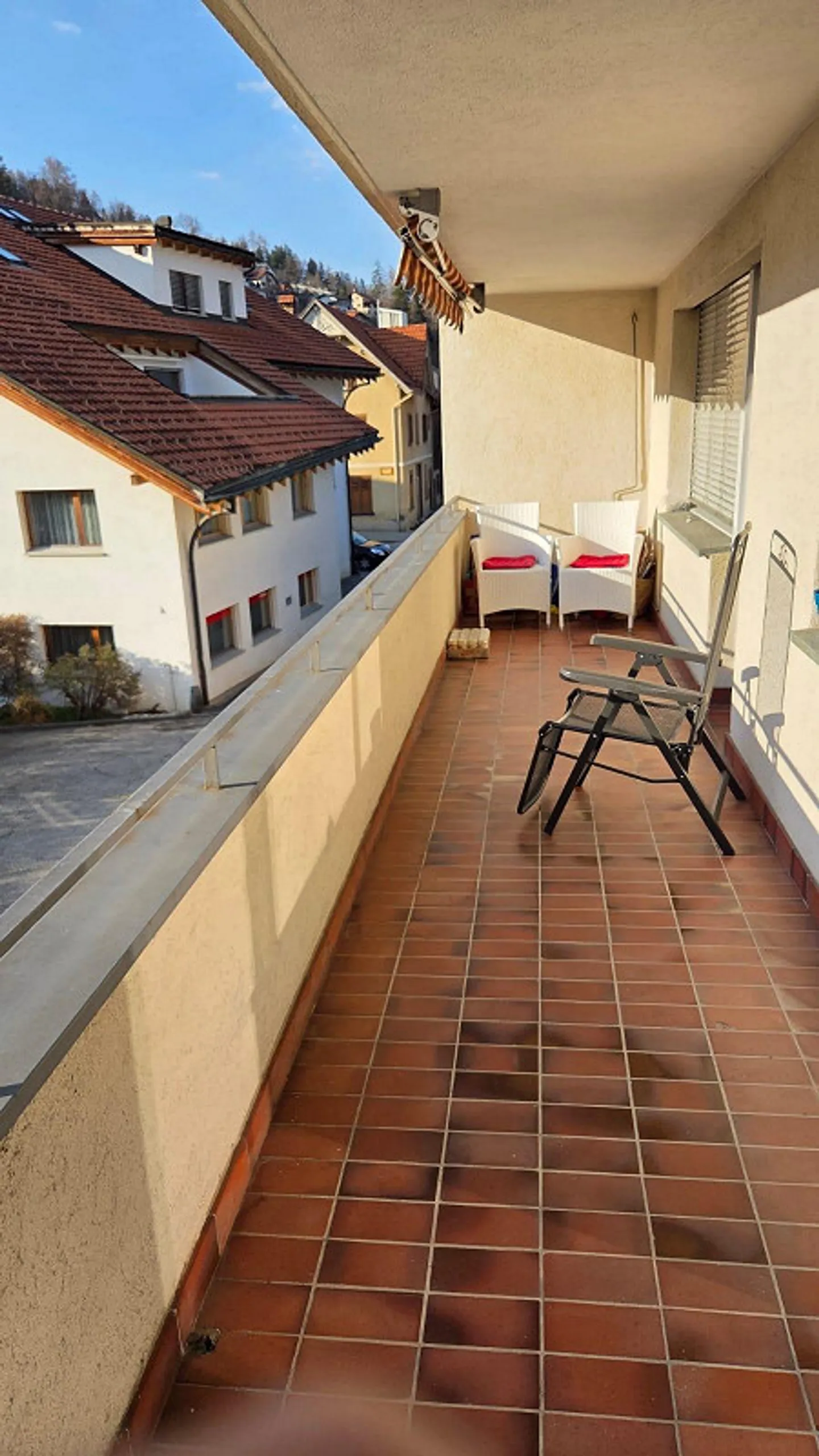 Sonnige 4.5 Zimmer Wohnung - Foto 9 von 9