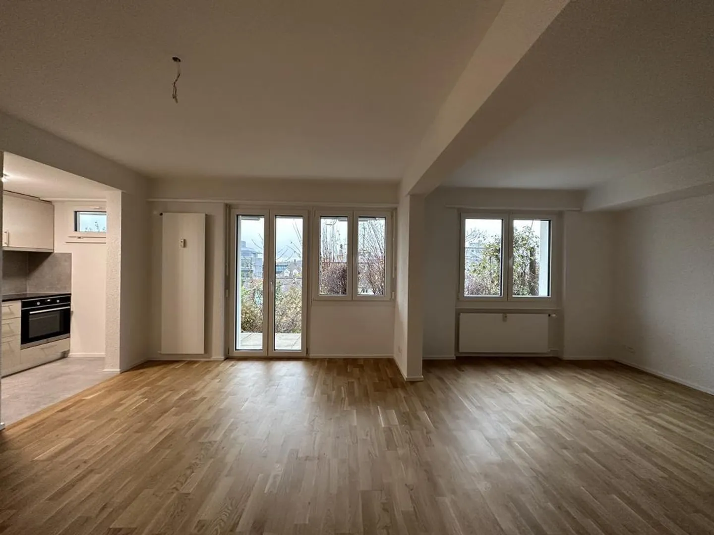 Moderne 2.5-Zimmerwohnung im 1. UG mit Terasse - Foto 1 von 7