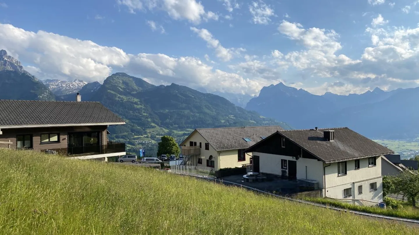 Terrain à bâtir aménagé avec vue - Photo 4 sur 7