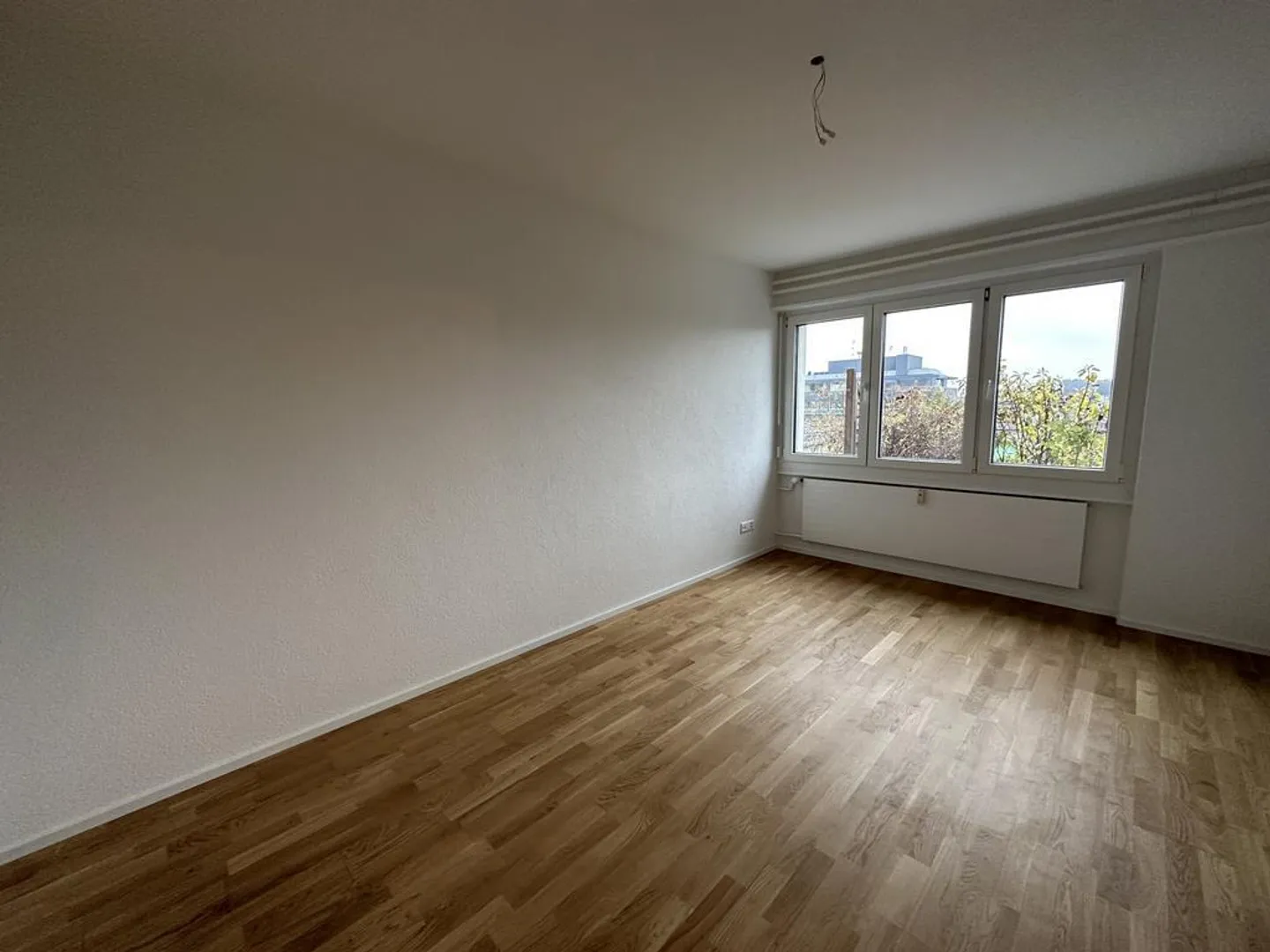 Moderne 2.5-Zimmerwohnung im 1. UG mit Terasse - Foto 6 von 7