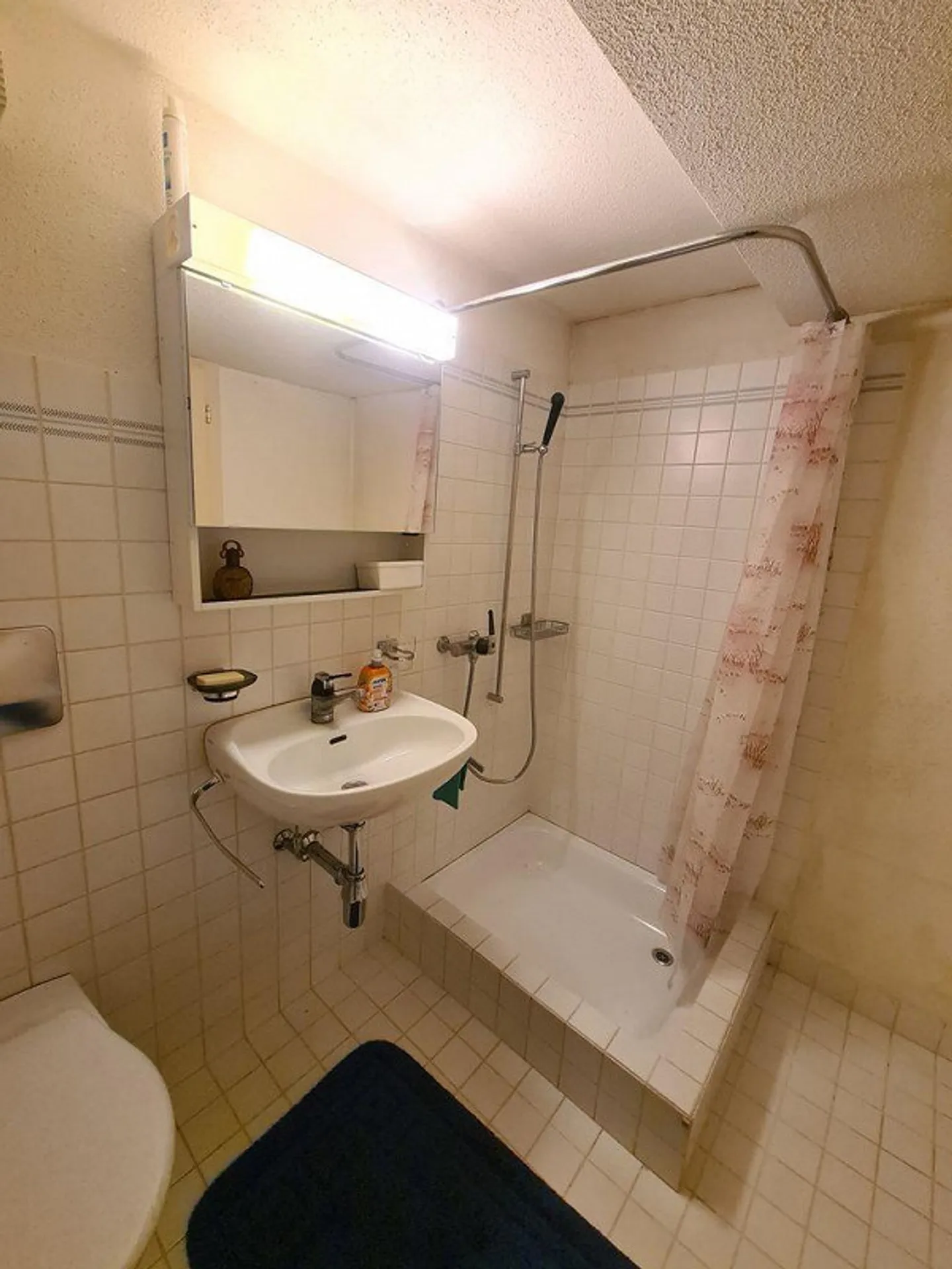 Charming Room with Versatile Possibilities - for Quiet Business - Photo 10 of 13