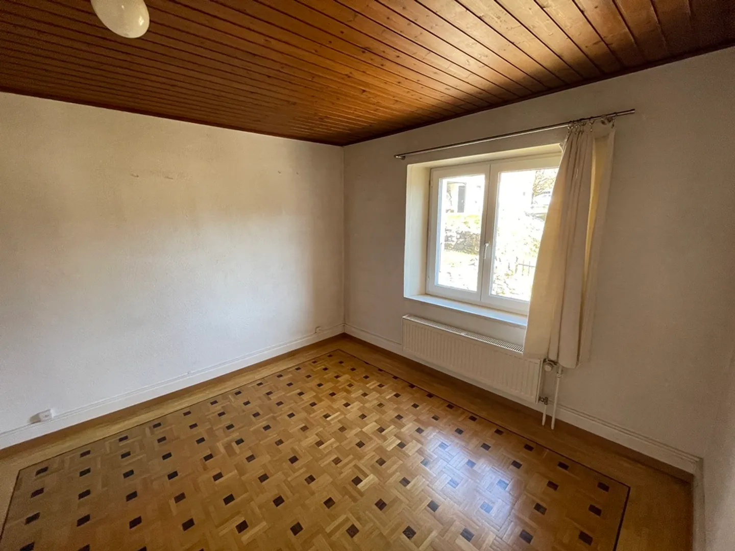 Wohngebäude - Foto 12 von 13