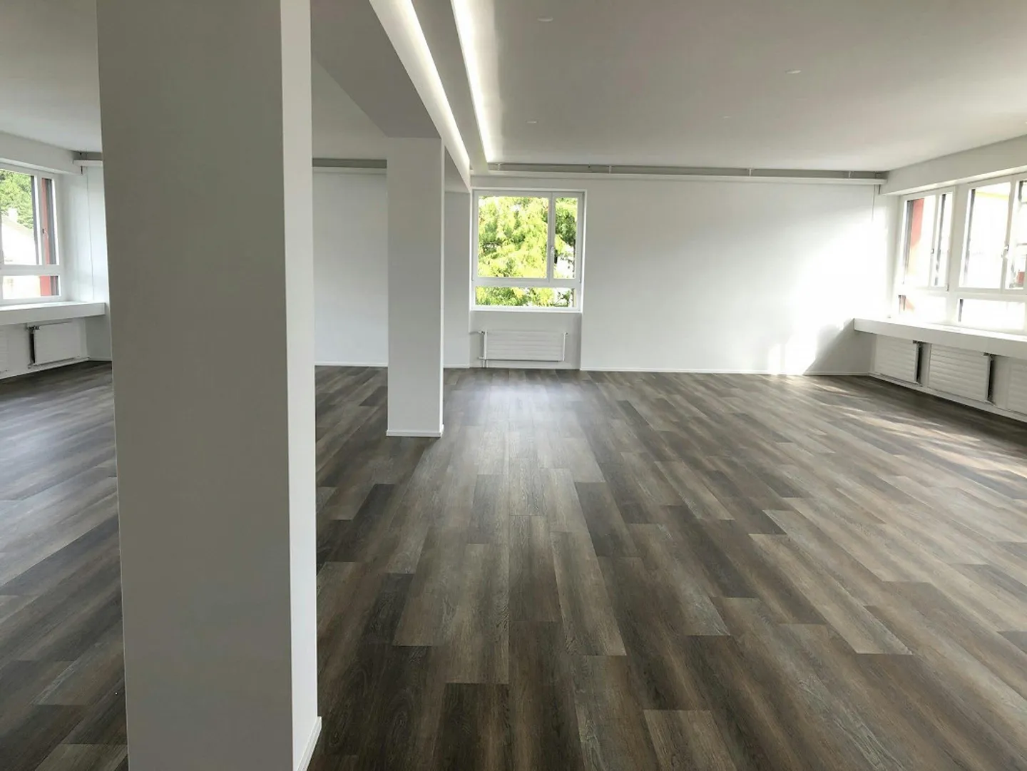 «Büro-/Praxis- und Schulungsräume im Herzen von Seebach» - Foto 3 von 7