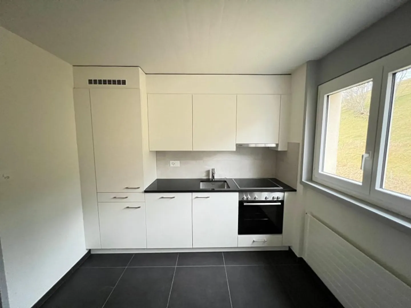 02226 - Appartamento 3 stanze - Rue de la Flamme 12 - COUVET - Foto 4 di 5