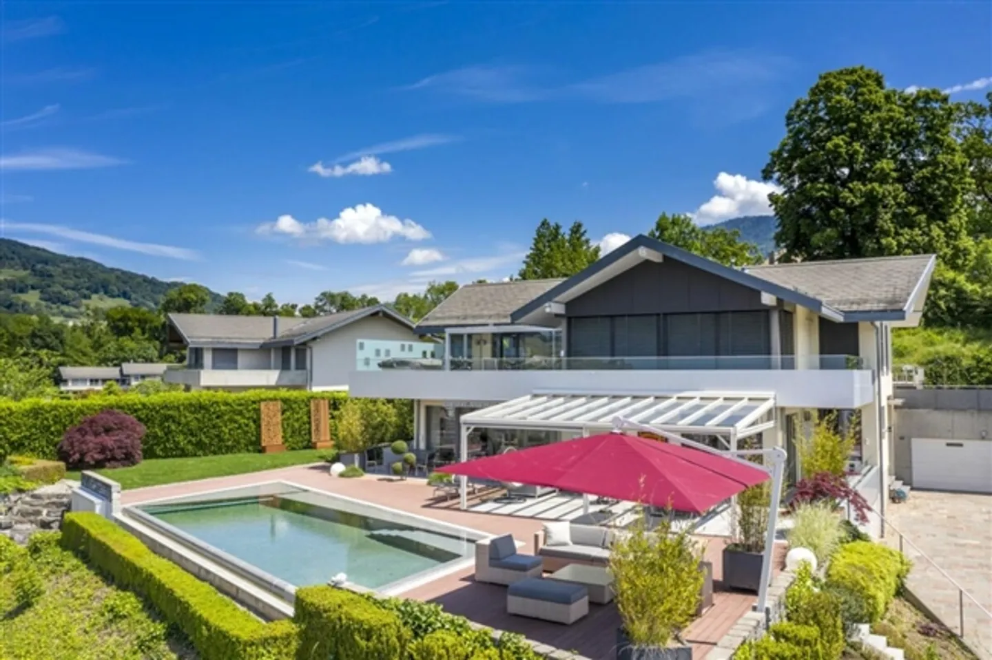 Maison individuelle de 6 pièces à St-Légier-La Chiésaz - Photo 1 sur 14