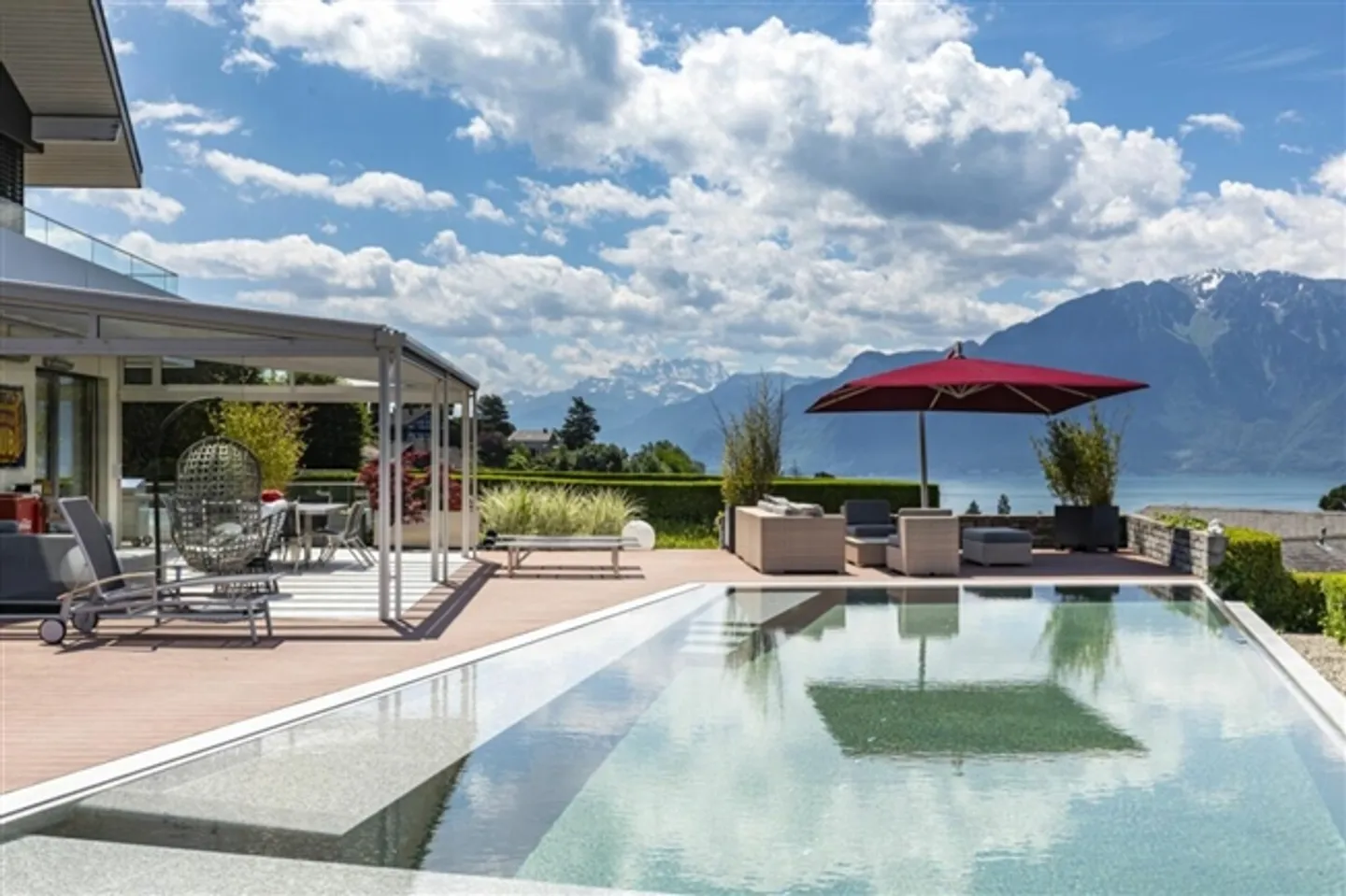 Maison individuelle de 6 pièces à St-Légier-La Chiésaz - Photo 2 sur 14