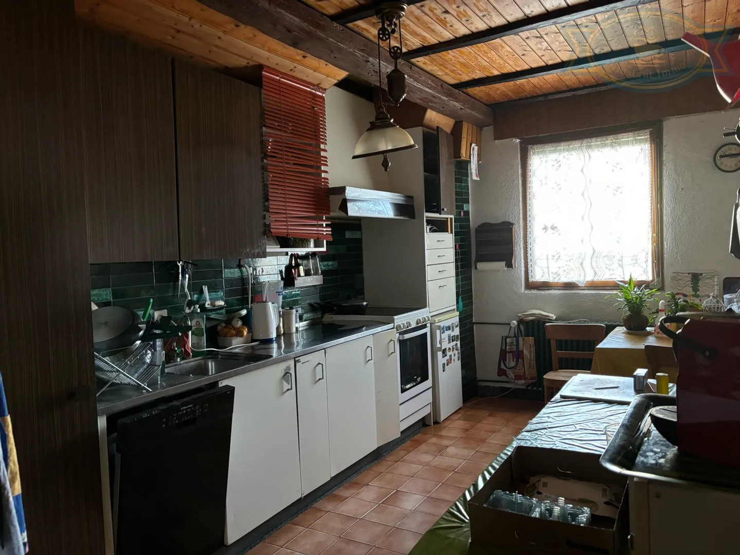 House of about 750m2 with great potential for transformation - Photo 7 of 16