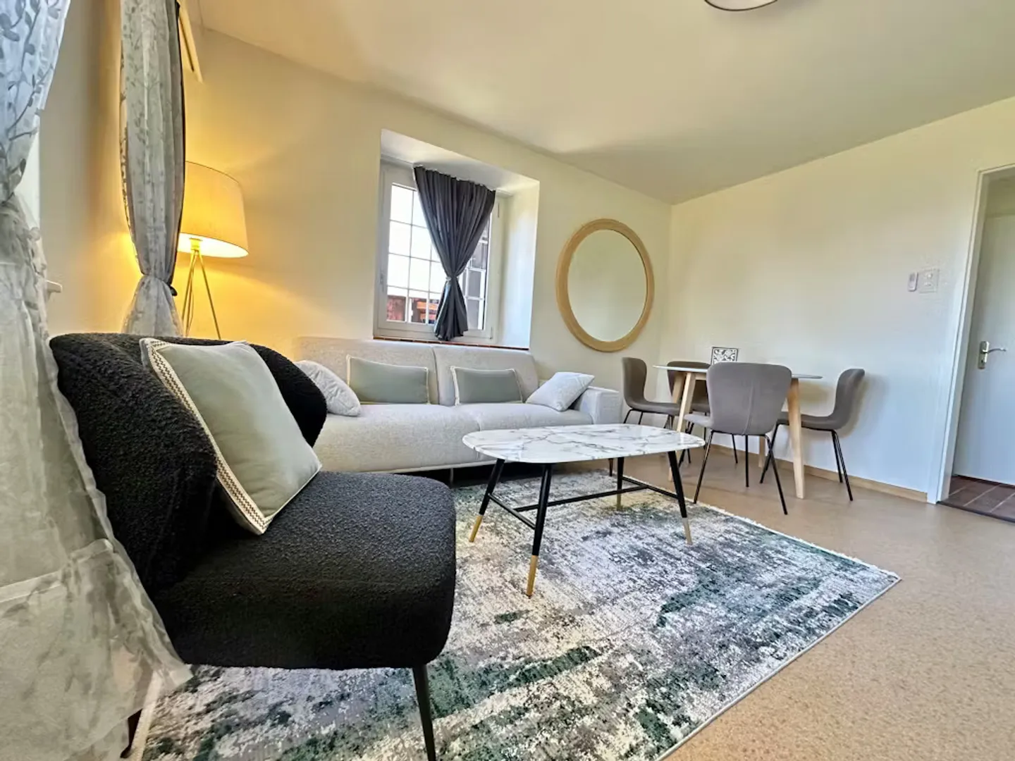 Single house for rent - Photo 3 of 10