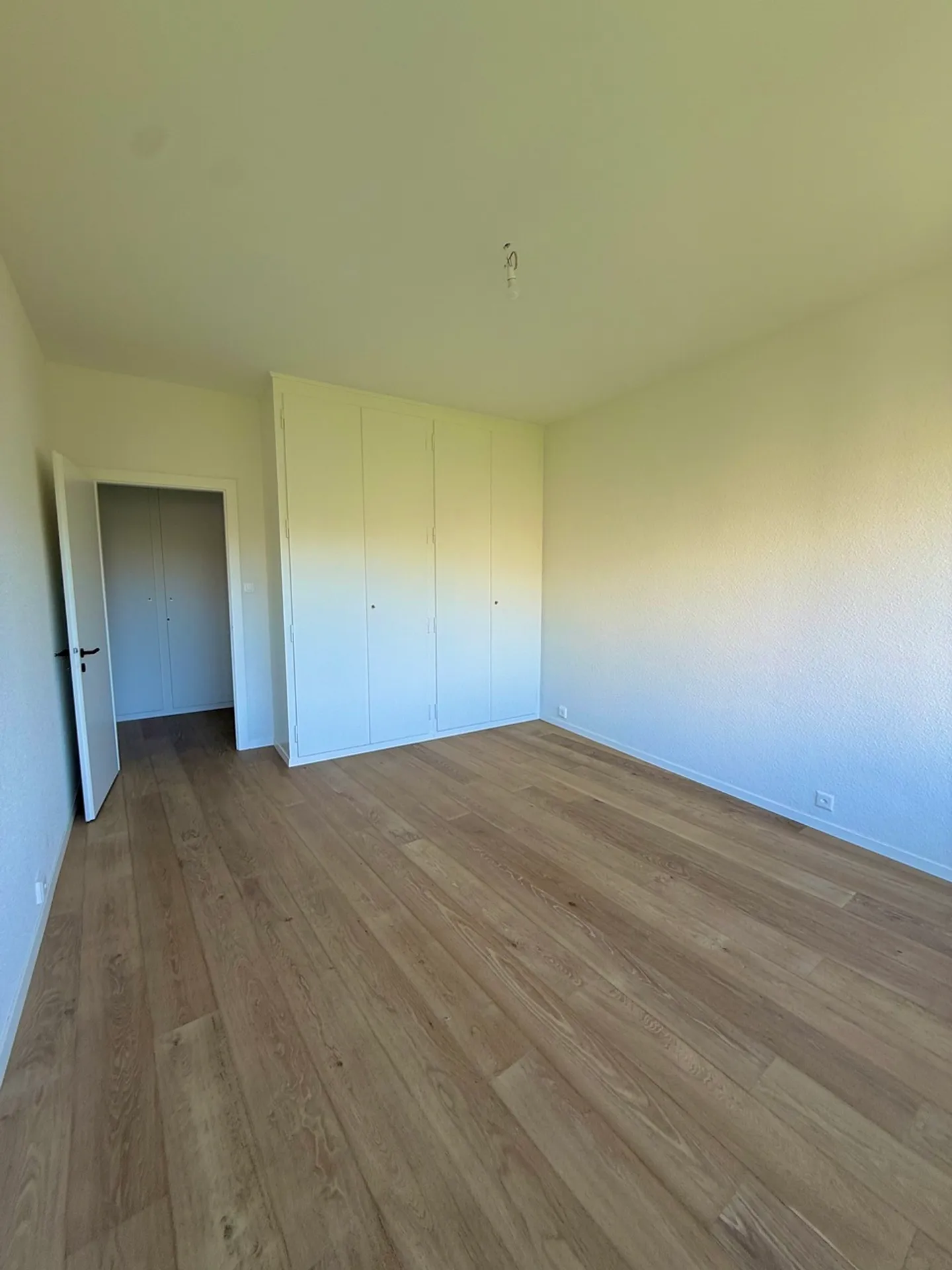 Charmante Wohnung mit Seeblick - Foto 9 von 17