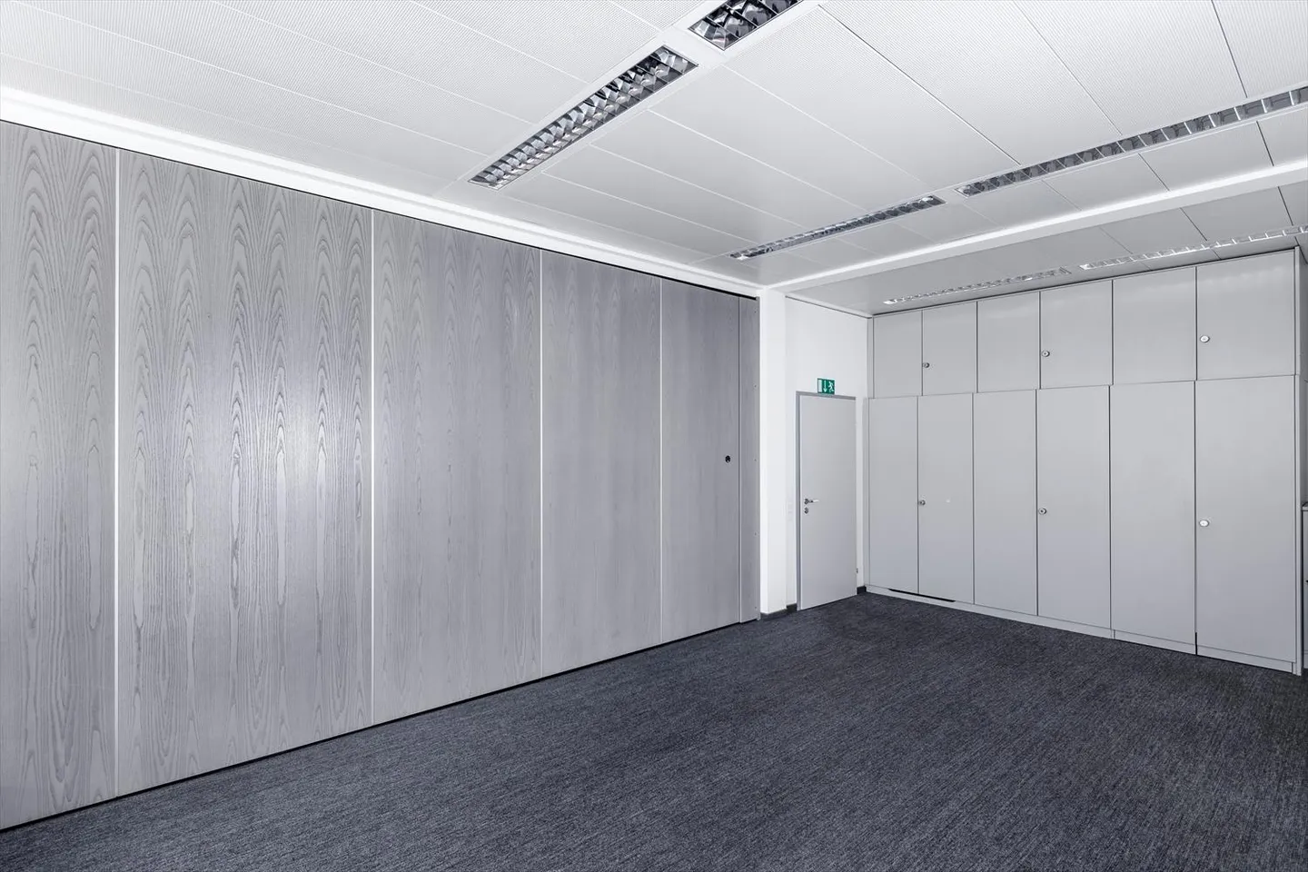 Profitez-en - bureaux/salles de formation extrêmement centraux - Photo 6 sur 9