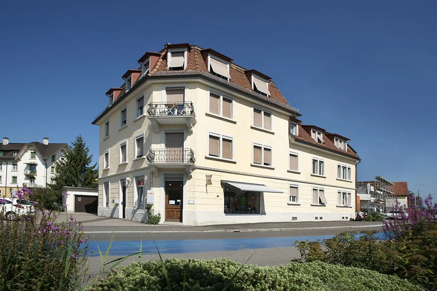 Bella appartamento di 3 stanze - Foto 1 di 10