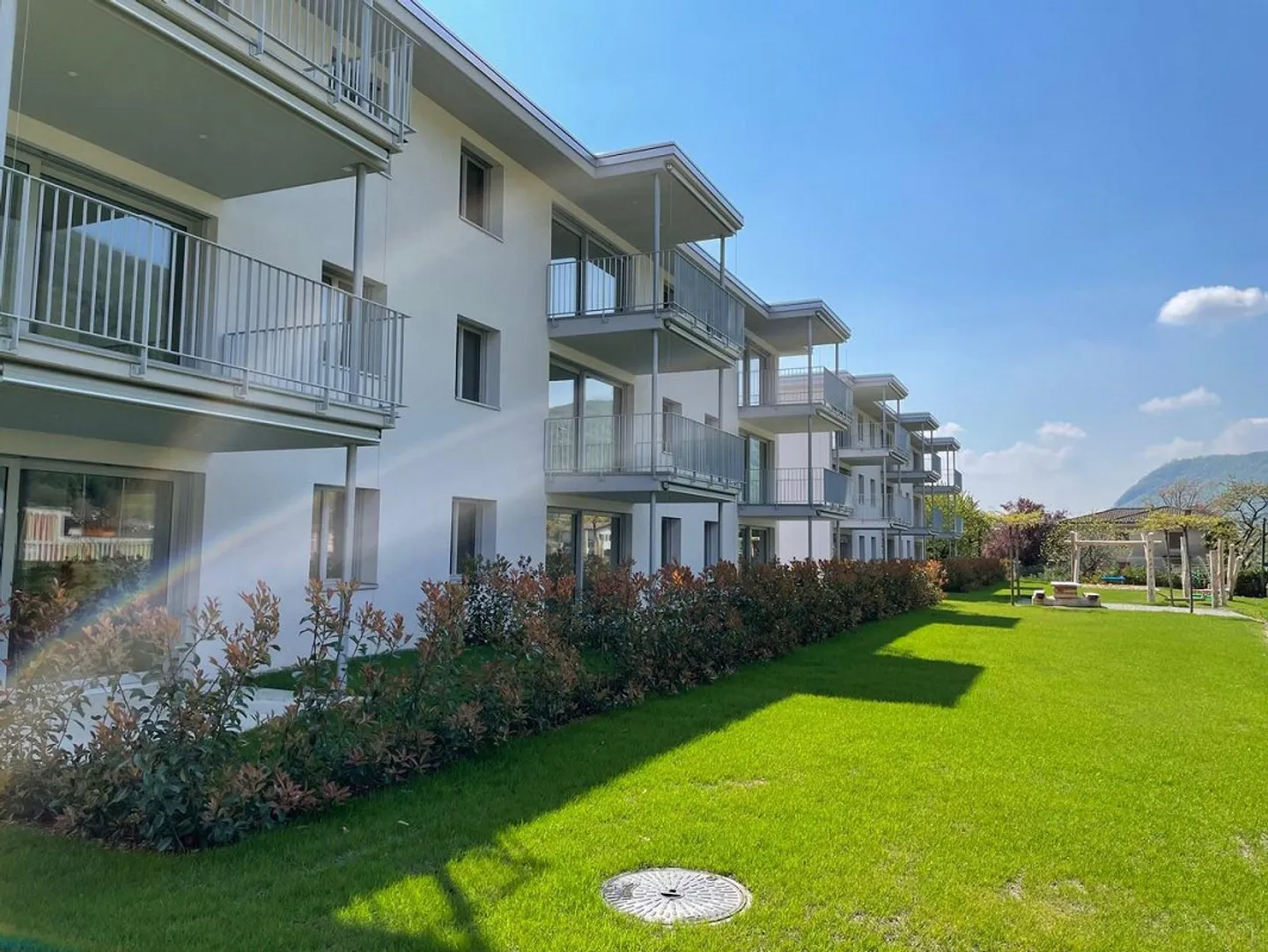 3.5-ROOM APARTMENT - Photo 1 of 8