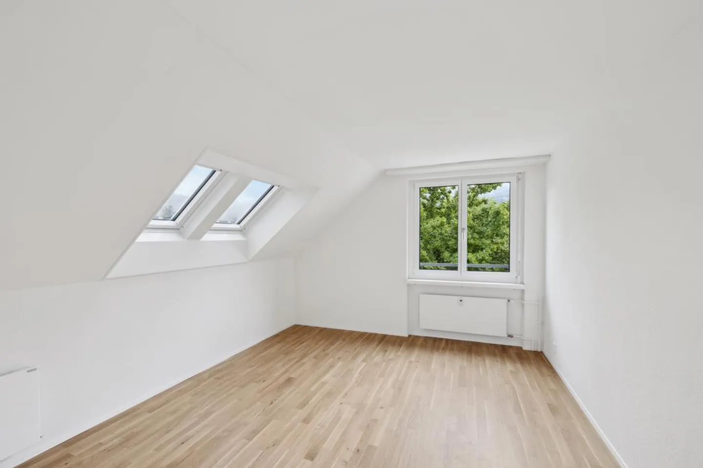 Renovated apartment in the center of Schliern - Photo 9 of 11
