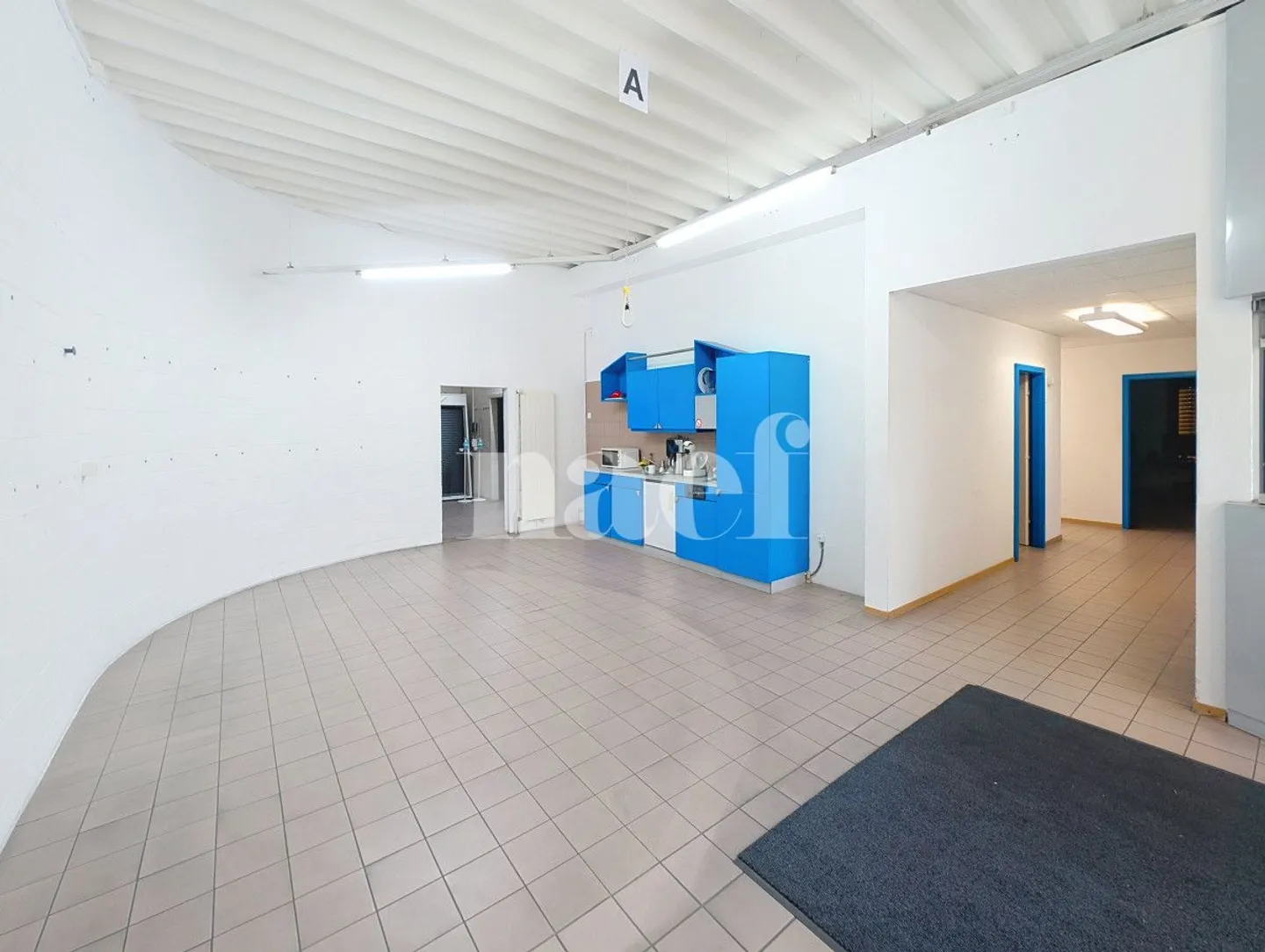 Commerce - Photo 5 of 9