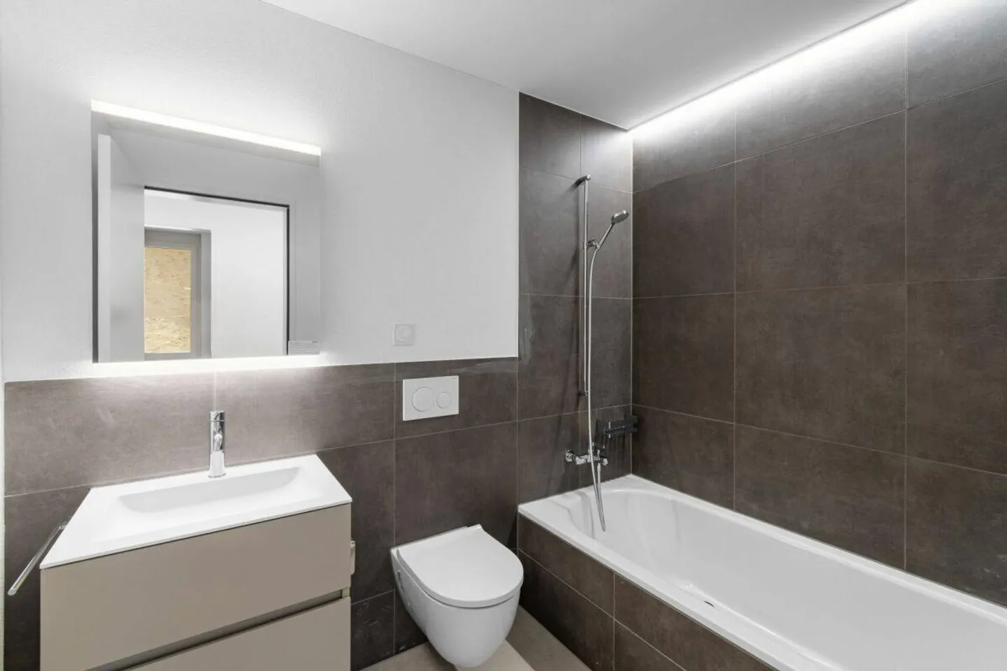 TILIA | Vivre avec vue sur le lac à 180° - Appartement de 3,5 pièces avec 111 m2 NWF - Prêt à emménager à partir du 5 octobre 2026 - Photo 10 sur 12