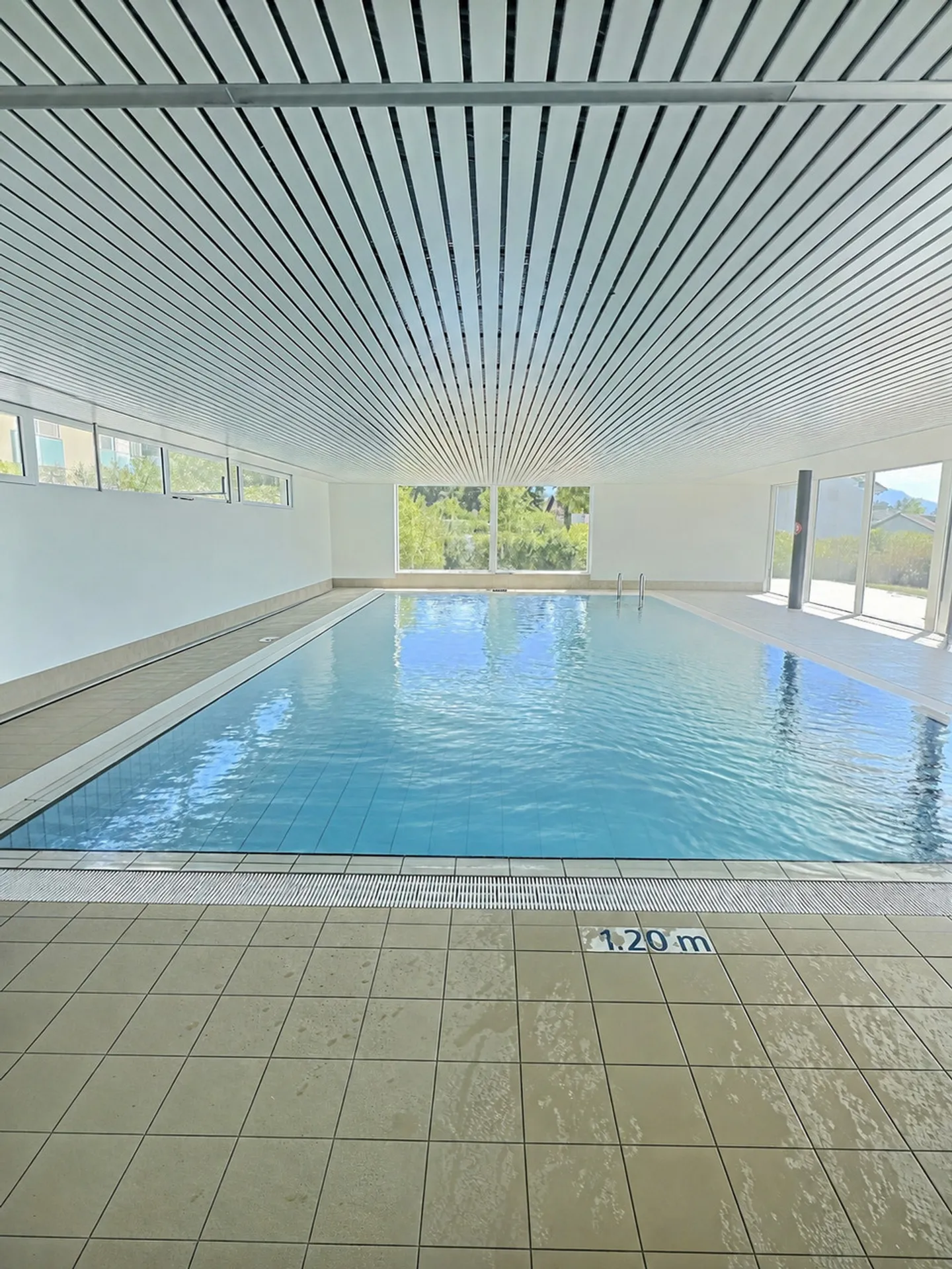 Bel Appartement avec Vue Lac - Photo 15 sur 18