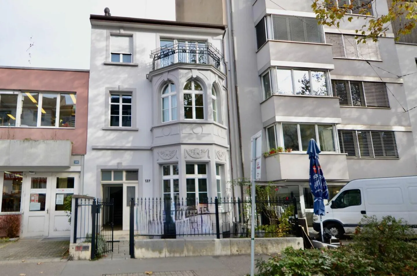 Vivere in città in un bel edificio storico - Foto 1 di 14