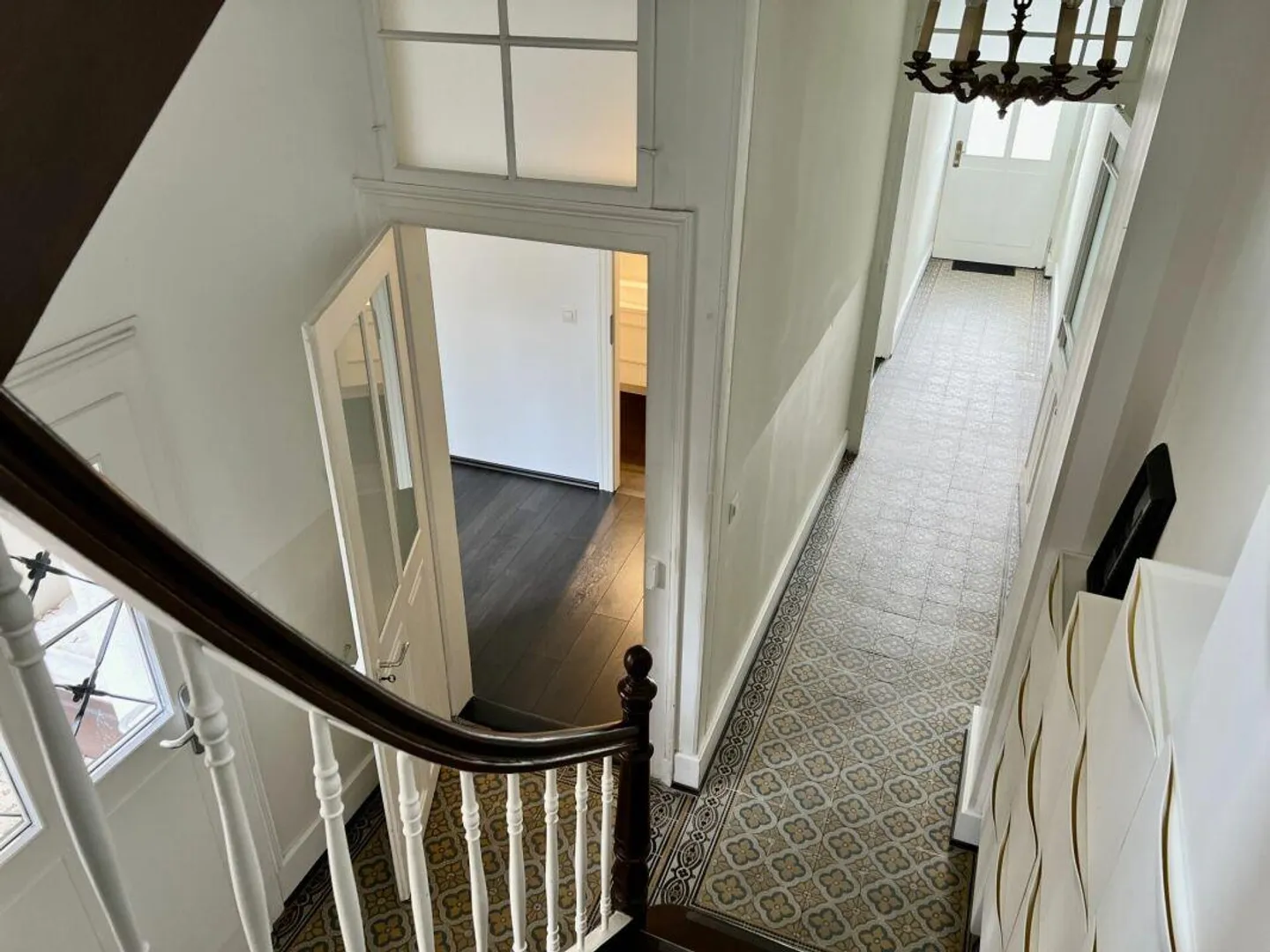 Vivere in città in un bel edificio storico - Foto 8 di 14