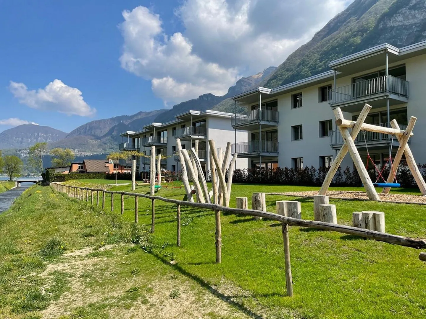 3.5-ROOM APARTMENT - Photo 7 of 8