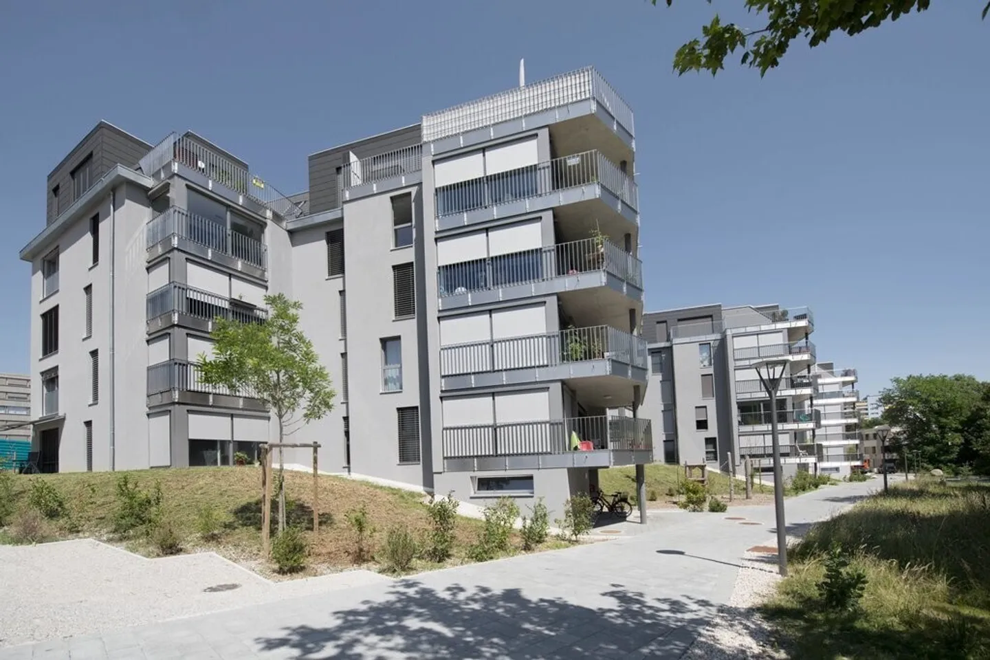 Innenparkplatz zu vermieten - Foto 2 von 4