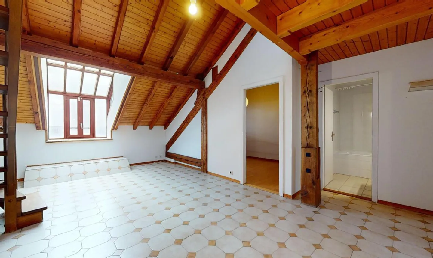 Rare Opportunity: 3.5 Room Apartment with View and Brightness - Photo 8 of 13