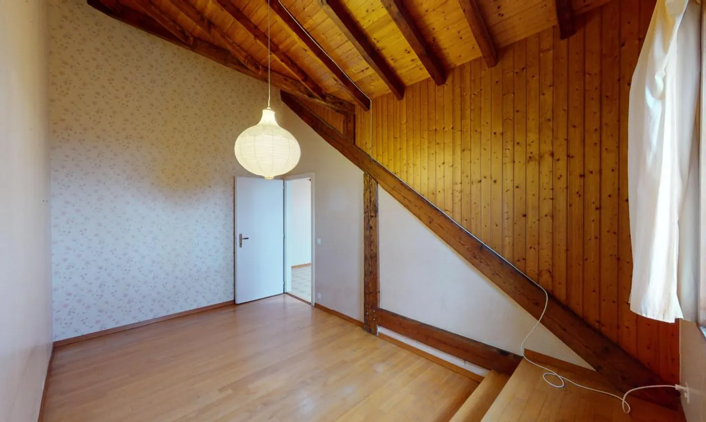 Rare Opportunity: 3.5 Room Apartment with View and Brightness - Photo 10 of 13