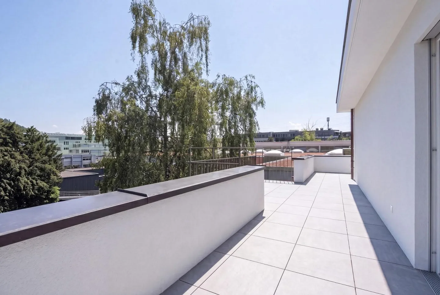 First occupancy of exclusive penthouse apartment with XXL terrace and panoramic view! - Photo 6 of 7