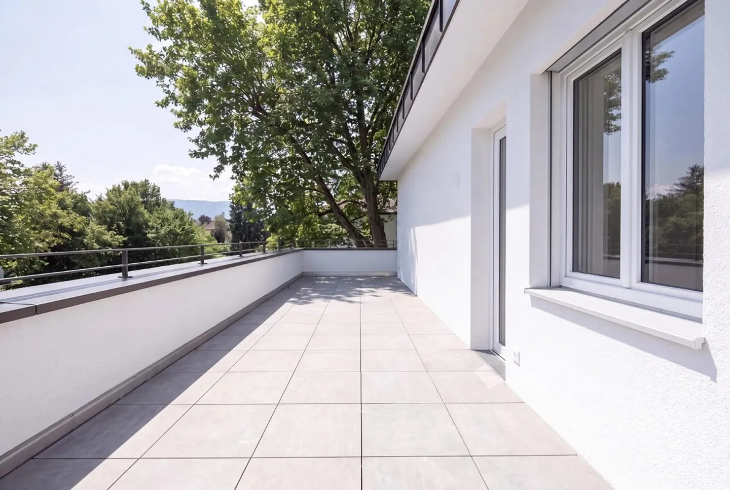First occupancy of exclusive penthouse apartment with XXL terrace and panoramic view! - Photo 7 of 7