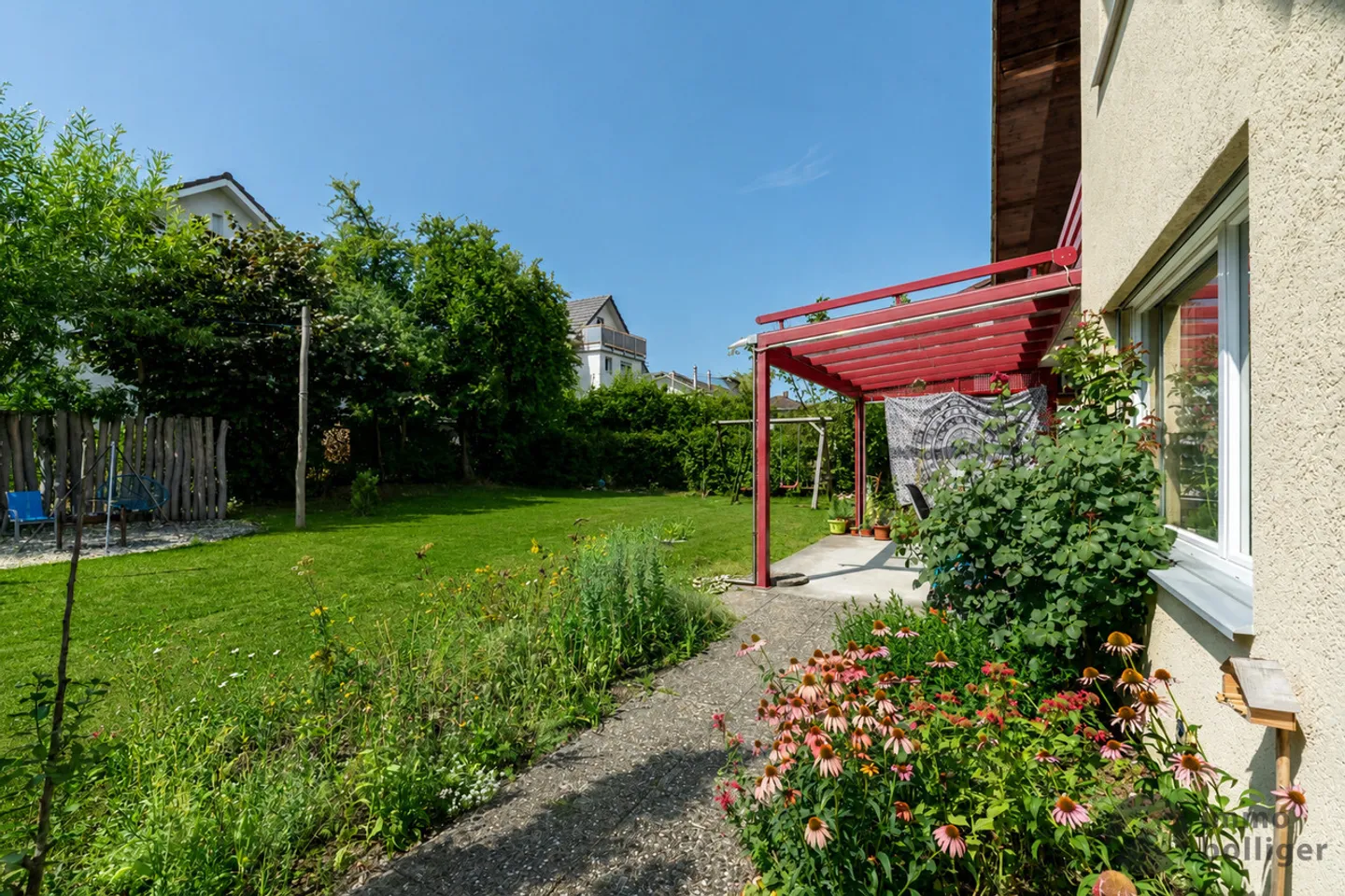 Charming Detached Family Home - Photo 12 of 14