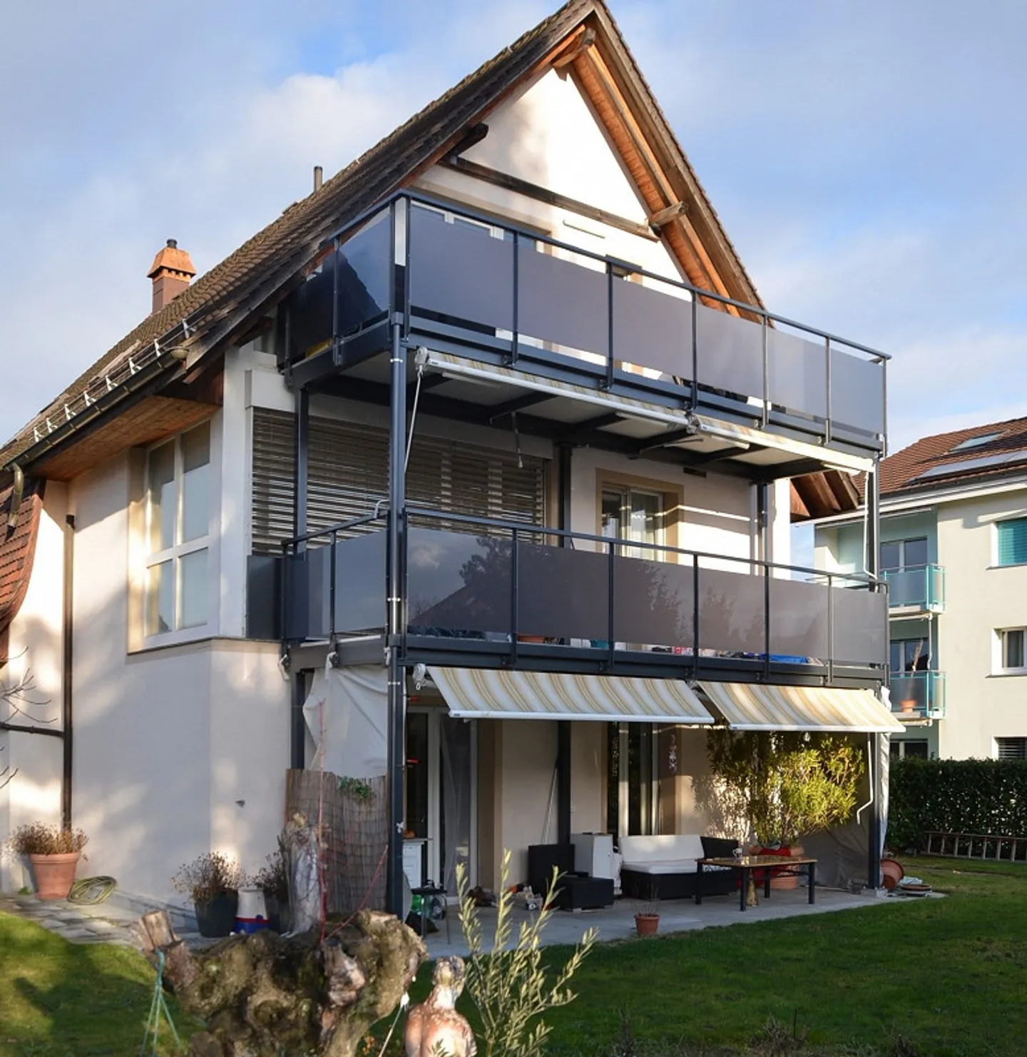 Luminoso appartamento mansardato di 2,5 stanze in affitto a Muttenz - Foto 1 di 5