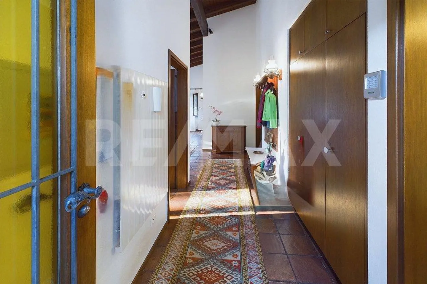 Eleganza e privacy a Muzzano - Villa con grande giardino privato - Foto 13 di 13