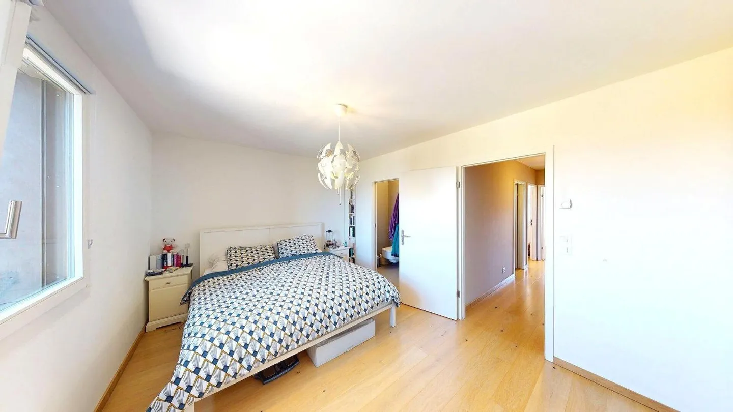 Triplex mit Terrasse in Bernex - Foto 4 von 10