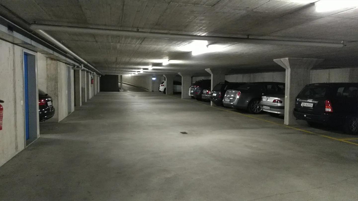 Posto auto - economico e buono, ma semplicemente buono.... - Foto 4 di 4