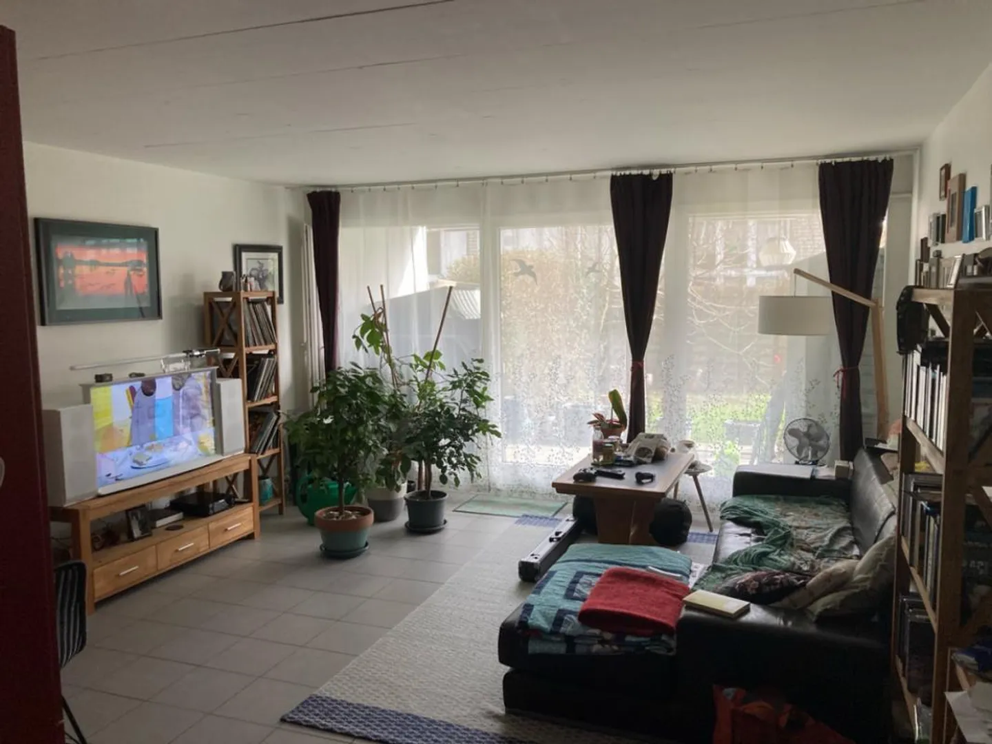 Grazioso appartamento con patio - Foto 3 di 3