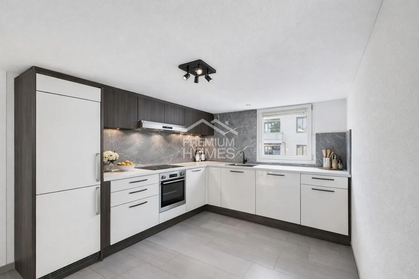 Investment opportunity with expansion reserve on the third floor - Photo 3 of 11