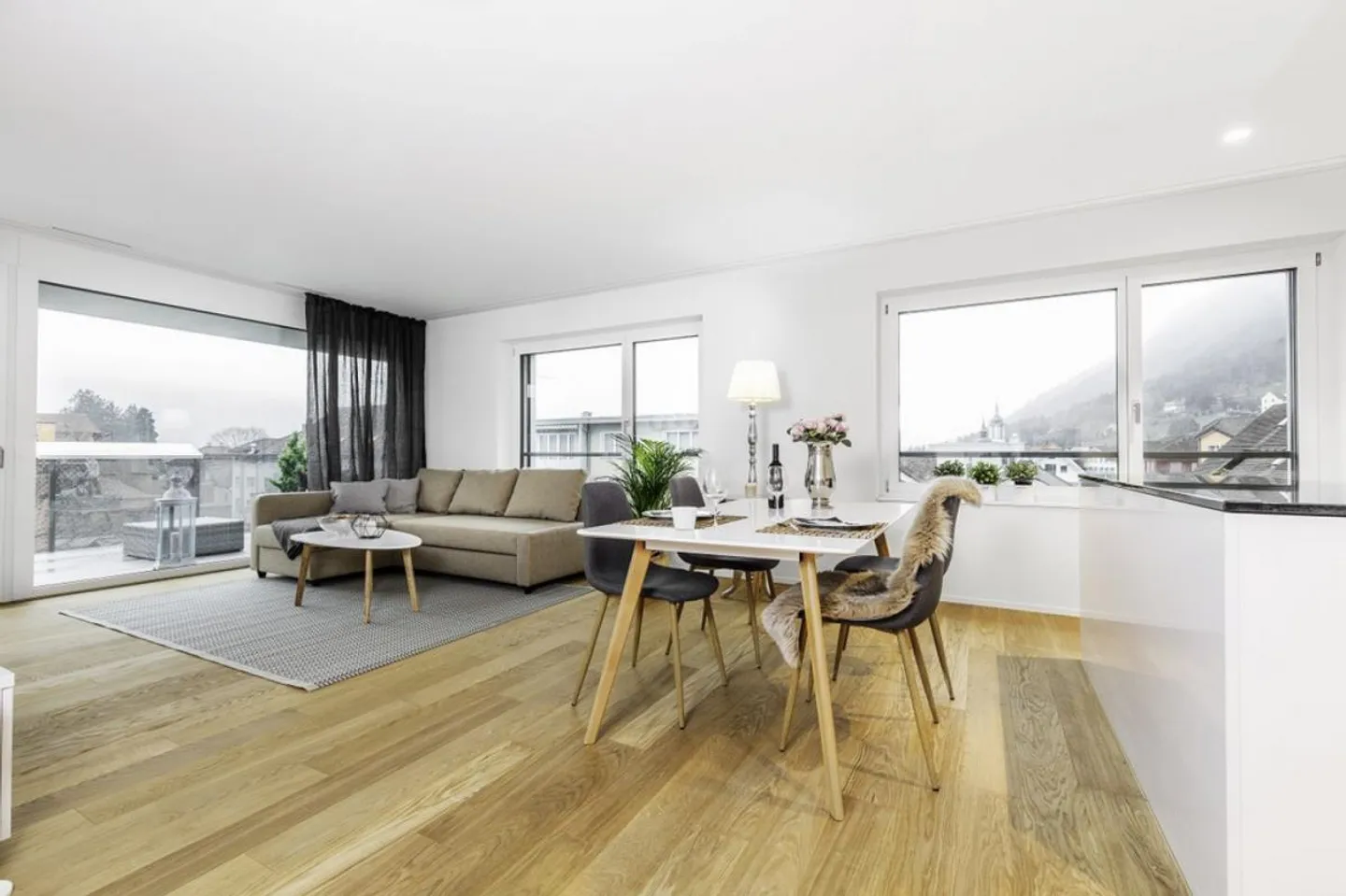 Living centrally, living close to nature - Photo 2 of 8