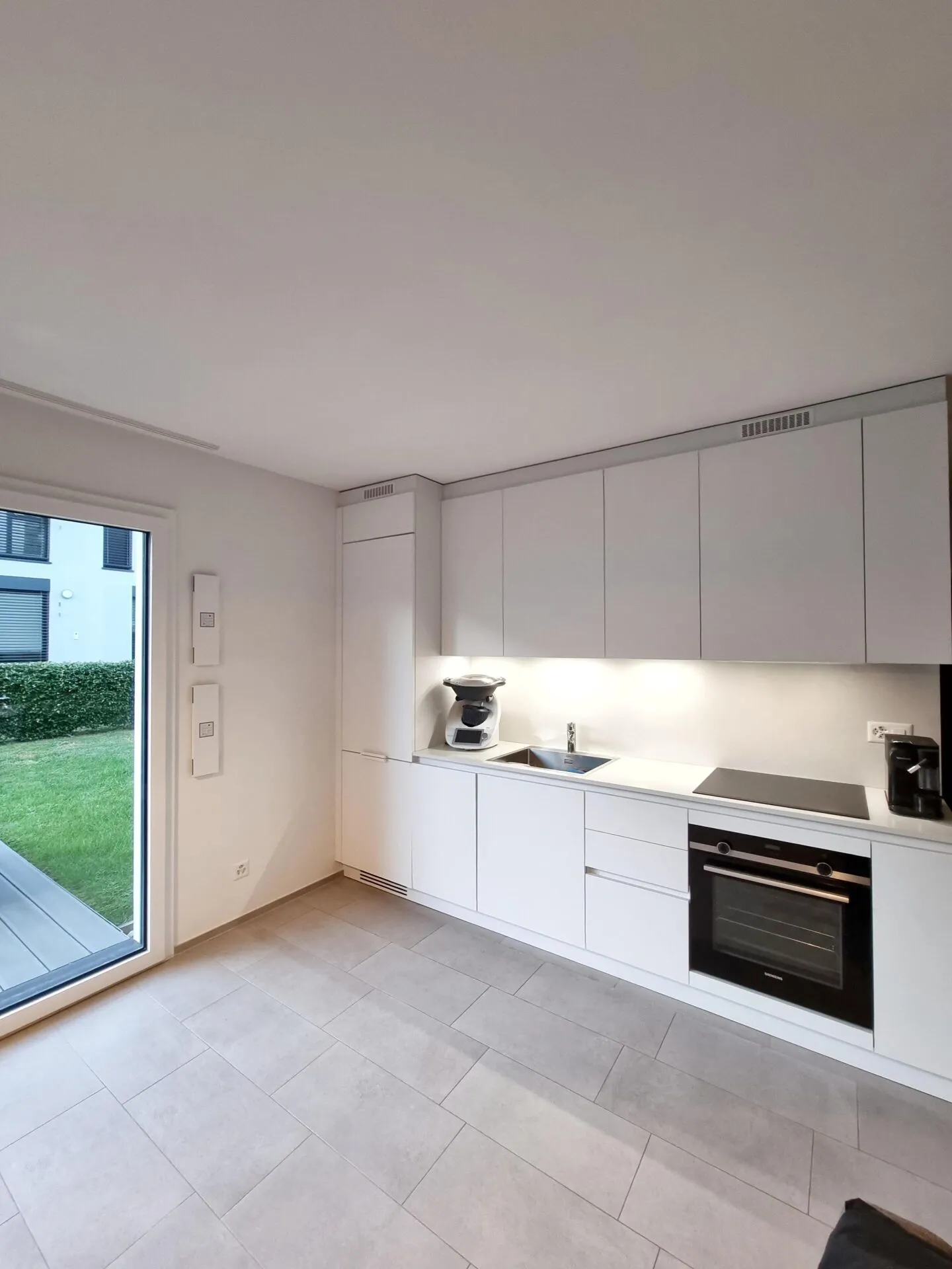 À louer dans un immeuble moderne récemment construit 2 1/2 pièces à Caslano - Photo 3 sur 6