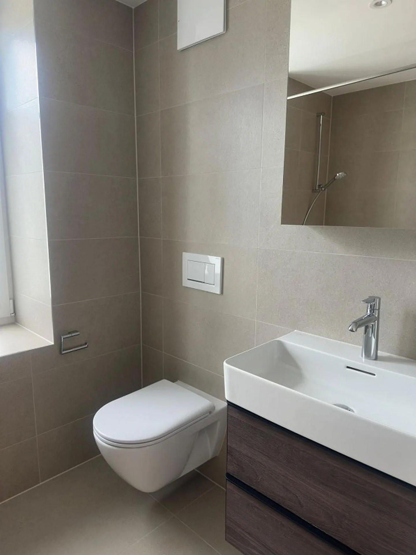 Renovated 3.5-room apartment for rent in Dietikon! - Photo 7 of 8