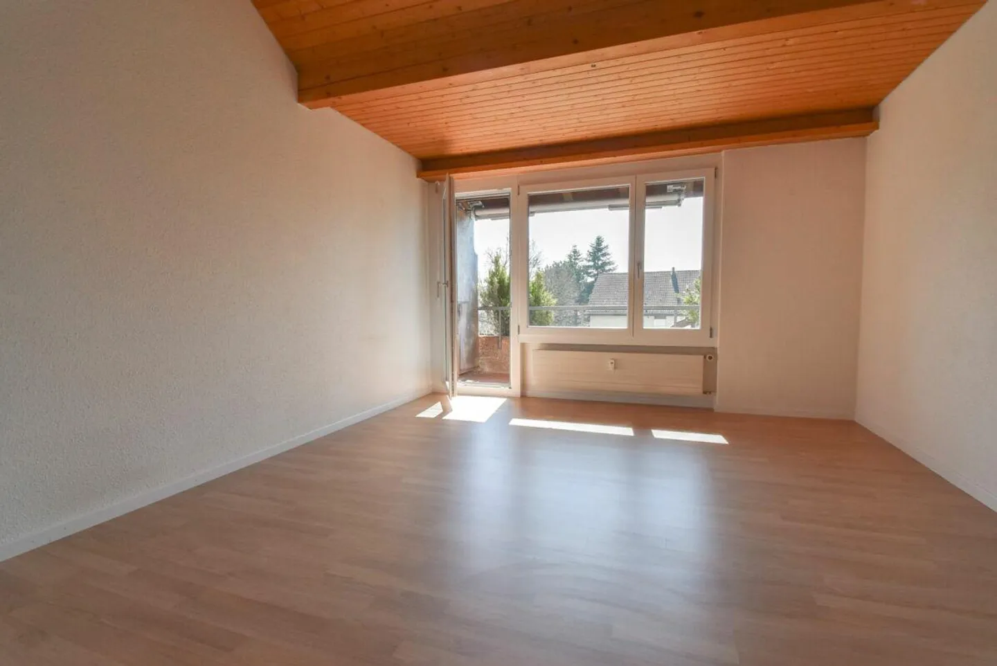 Charming 1.5-room maisonette apartment - Photo 3 of 6