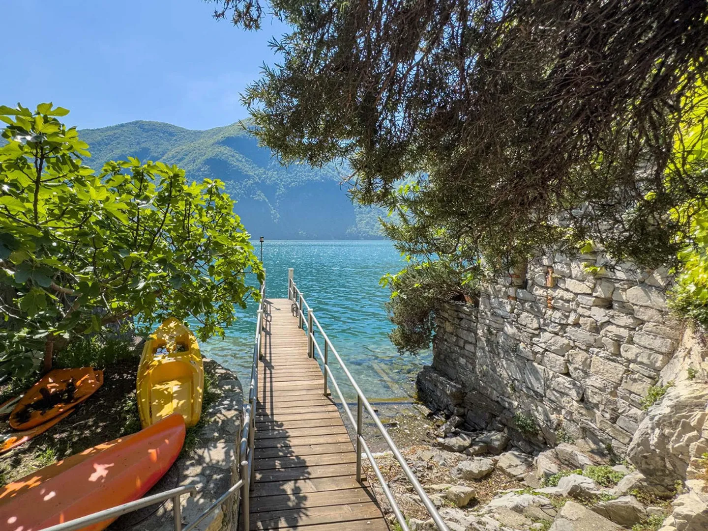 Haus mit Seeblick zur Renovierung mit genehmigter Lizenz in Gandria - Foto 5 von 8