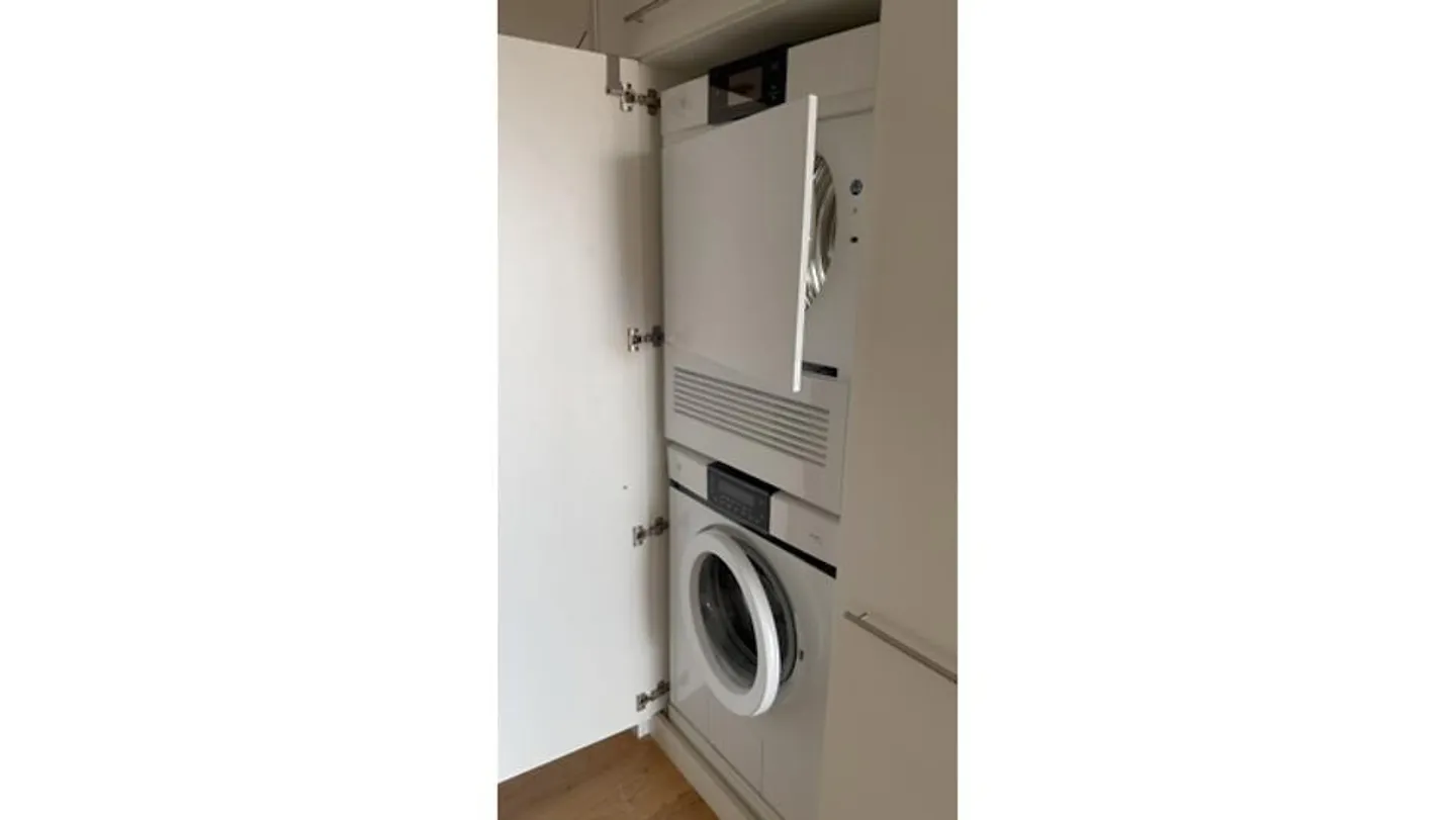 LOFT 2½ STANZE A BASEL - ST. JOHANN, ARREDATO, TEMPORANEO - Foto 7 di 10