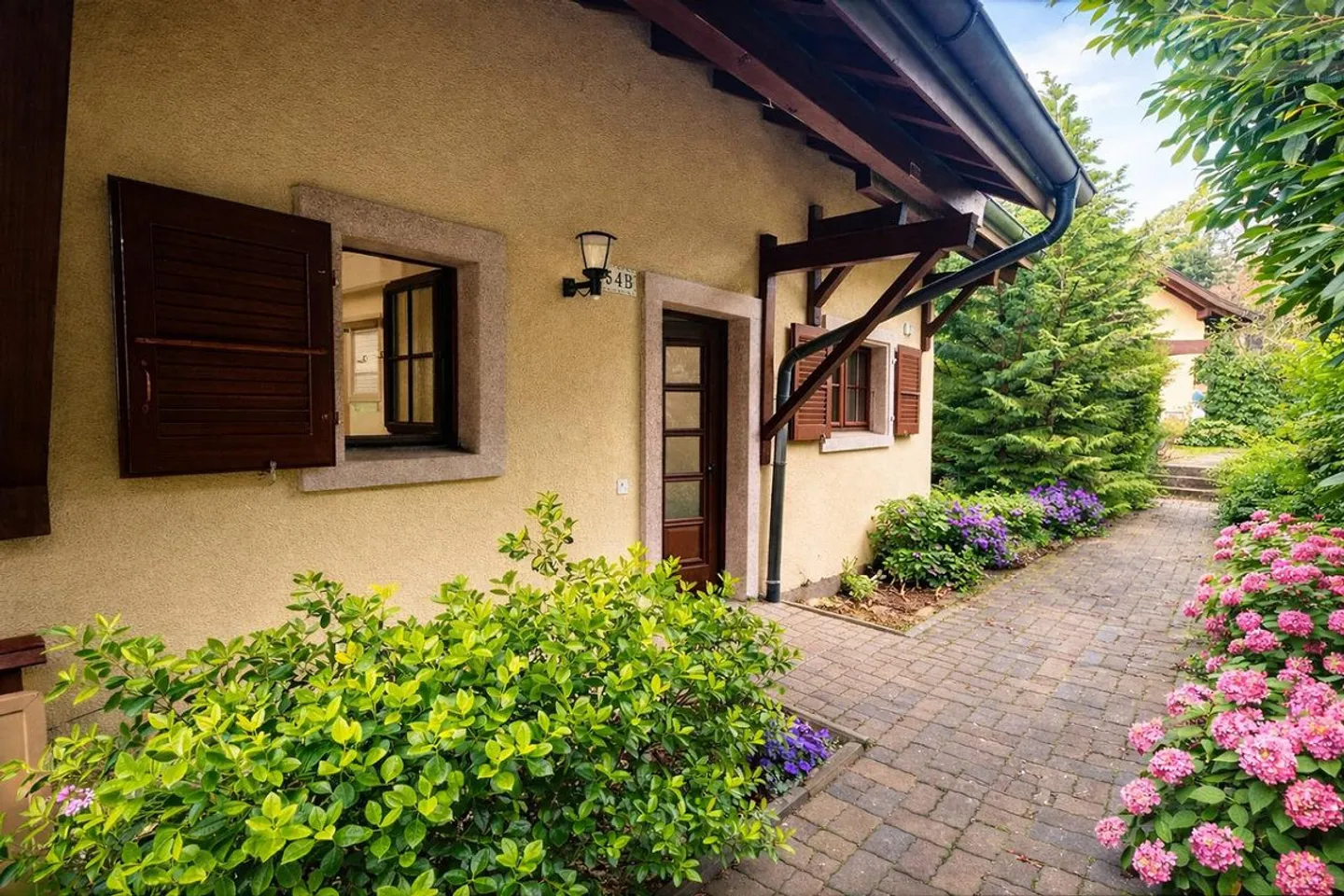 Charmantes Chalet mit Seeblick - Foto 3 von 23