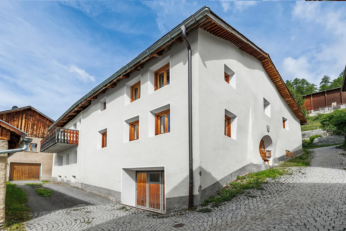 Geräumiges Engadinerhaus mit Potenzial - Foto 1 von 9