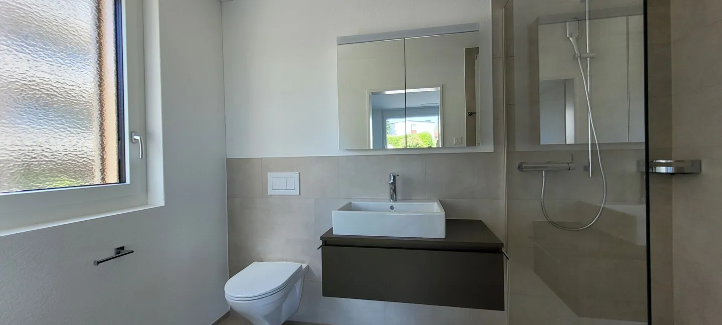 Appartamento moderno di 4,5 locali con vista (prima occupazione luglio 2024) - Foto 3 di 7