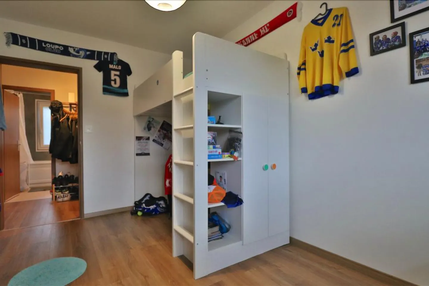 Appartement avec 4,5 pièces en PPE avec vue sur le lac - Photo 10 sur 13