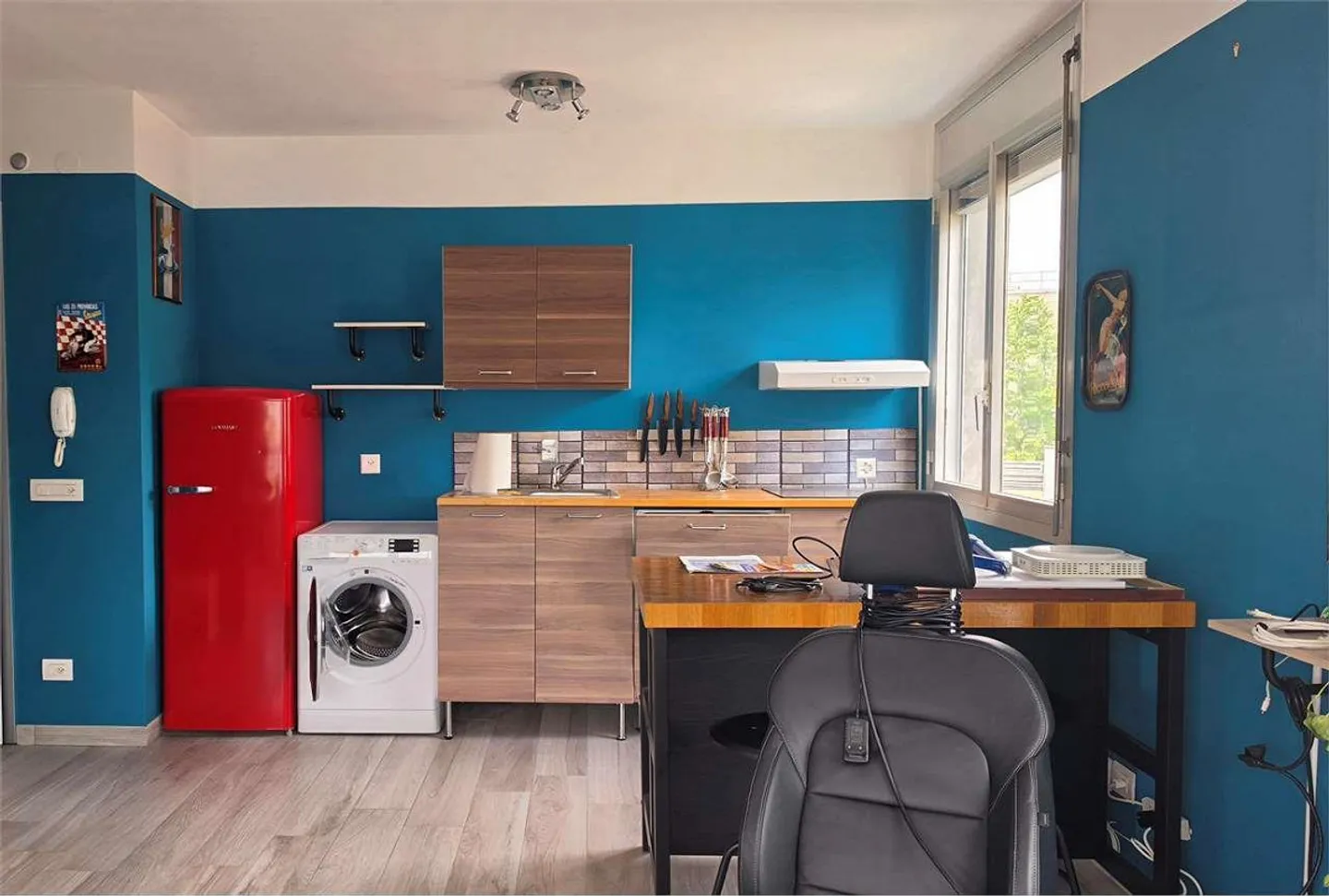 Wohnung im Zentrum von Chiasso, fünfter Stock, möbliert, renoviert - Foto 2 von 4